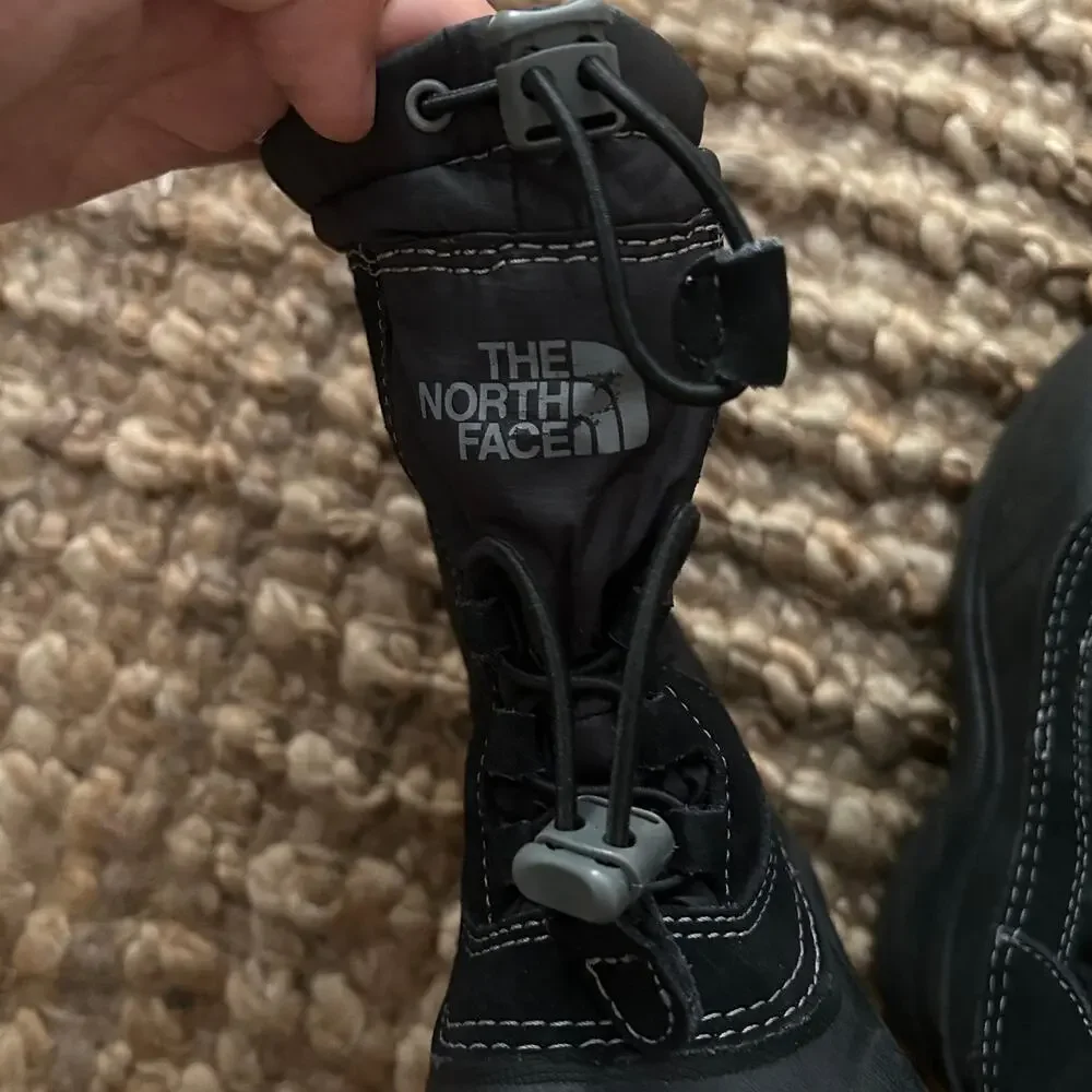 The North Face Kids Snow Boots Black Waterproof Insulated Winter Boys US 10